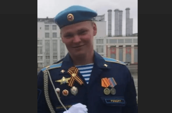 Владислав Вожегов. Скриншот фото из Telegram-канала администрации Советского округа от 19.06.24, https://t.me/sovetskiigo/9395 Владислав Вожегов. Скриншот фото из Telegram-канала администрации Советского округа от 19.06.24, https://t.me/sovetskiigo/9395