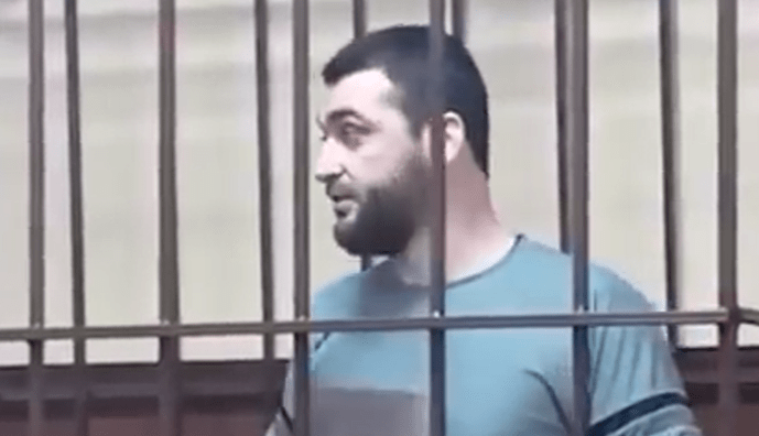 Абдулмумин Гаджиев. Стоп-кадр видео из YouTube-канала "Ромб" от 22.12.22, https://www.youtube.com/watch?v=0jex6a8-VIg&t=815s Абдулмумин Гаджиев. Стоп-кадр видео из YouTube-канала "Ромб" от 22.12.22, https://www.youtube.com/watch?v=0jex6a8-VIg&t=815s