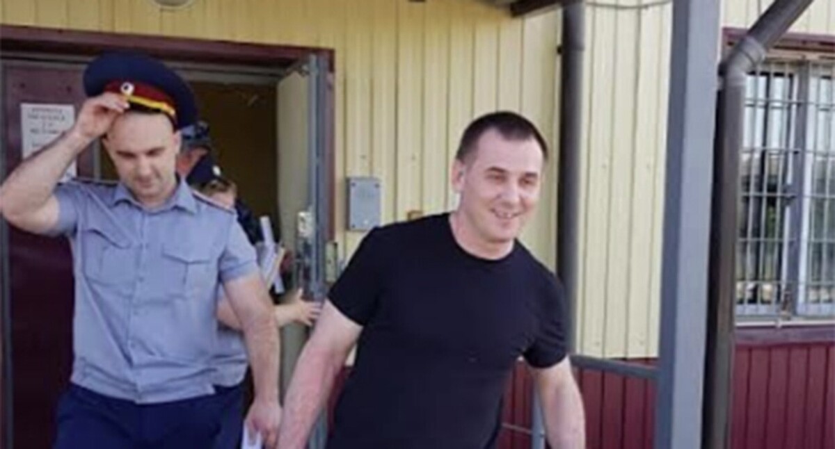 Игорь Нагавкин на выходе из СИЗО. Фото предоставлено "Кавказскому узлу" Натальей Шишлиной. Игорь Нагавкин на выходе из СИЗО. Фото предоставлено "Кавказскому узлу" Натальей Шишлиной.