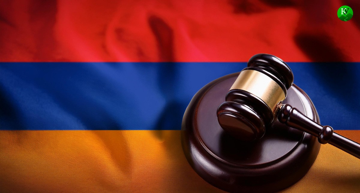 Суд в Армении. Иллюстрация создана «Кавказским узлом» с помощью ИИ в программе Photoshop Суд в Армении. Иллюстрация создана «Кавказским узлом» с помощью ИИ в программе Photoshop