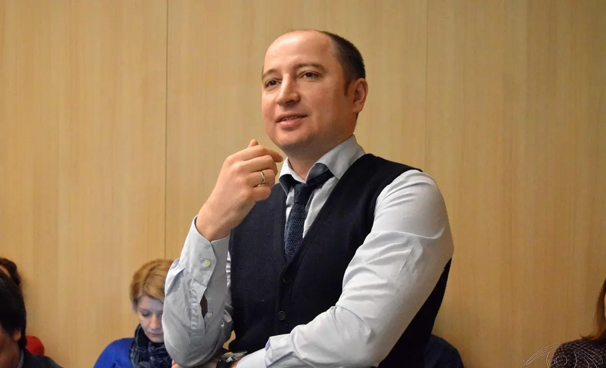 Виталий Буркин. Фото: Линар Мингазов / Facebook принадлежит компании Meta деятельность которой запрещена в России Виталий Буркин. Фото: Линар Мингазов / Facebook принадлежит компании Meta деятельность которой запрещена в России