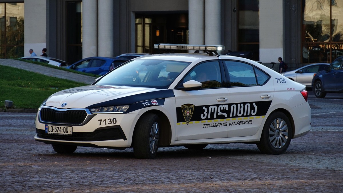 Полицейская машина. Фото: Upwinxp. https://ru.wikipedia.org/ Полицейская машина. Фото: Upwinxp. https://ru.wikipedia.org/