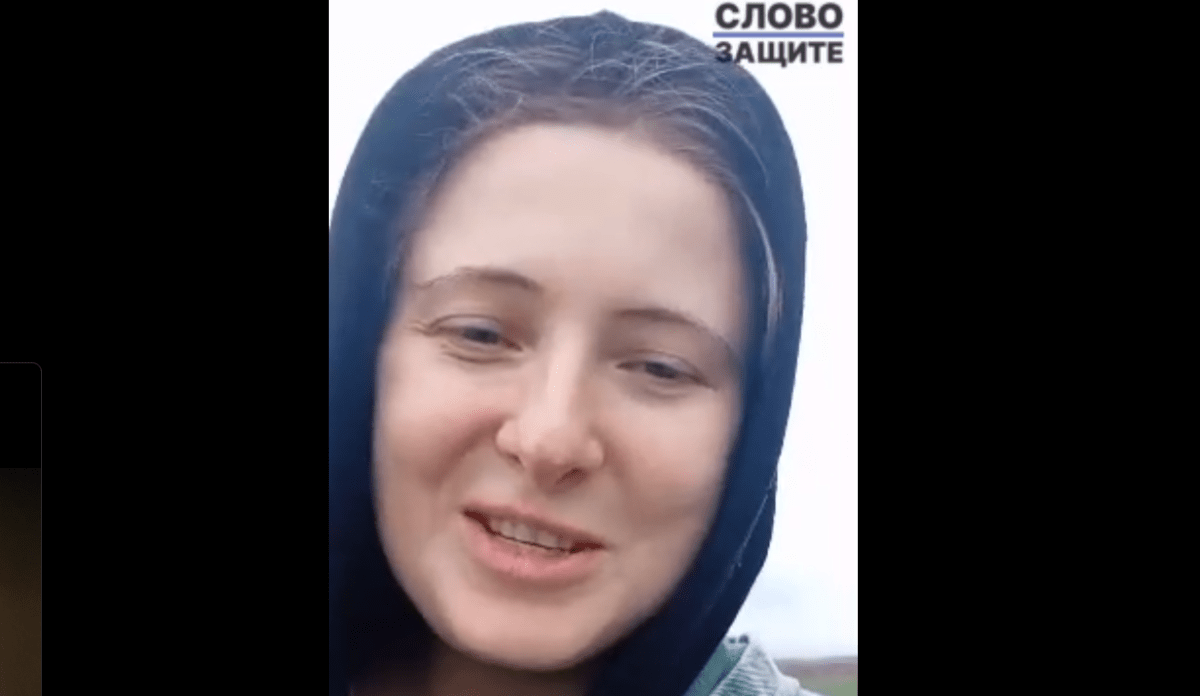 Лена Патяева. Стоп-кадр видео из Telegram-канала "Слово защите" от 20.03.25, https://t.me/endoflaw/467.
