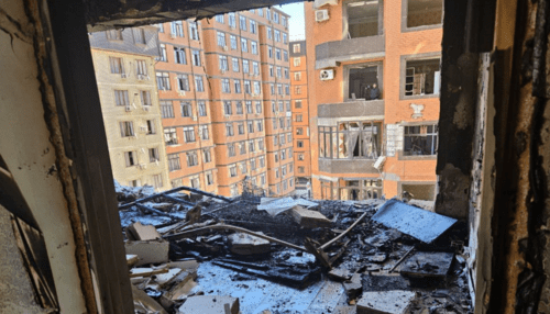 Обстановка после взрыва в многоэтажке. Скриншот фото Госжилинспекции РД от 25.03.25, https://t.me/daggjird/7478