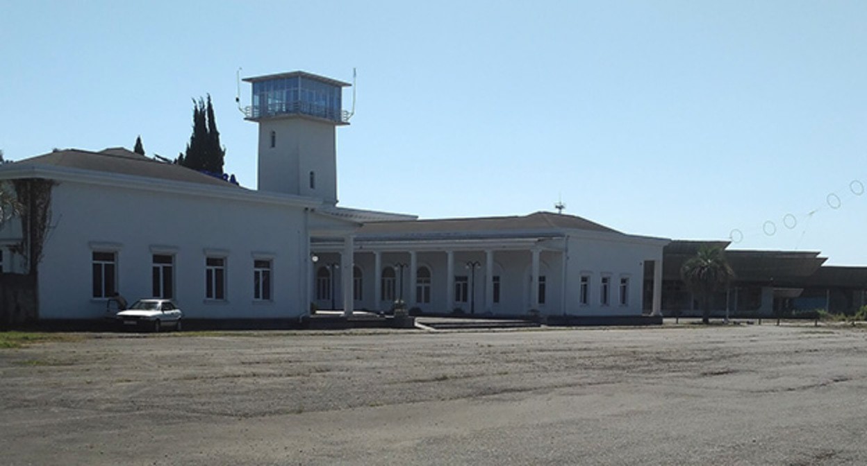 Аэропорт Сухума. Фото: Alex Alex Lep. https://ru.wikipedia.org/