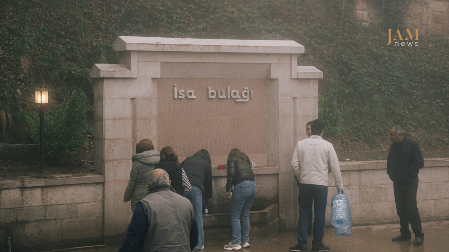 Источник Исы, Шуша. Фото: JAMnews