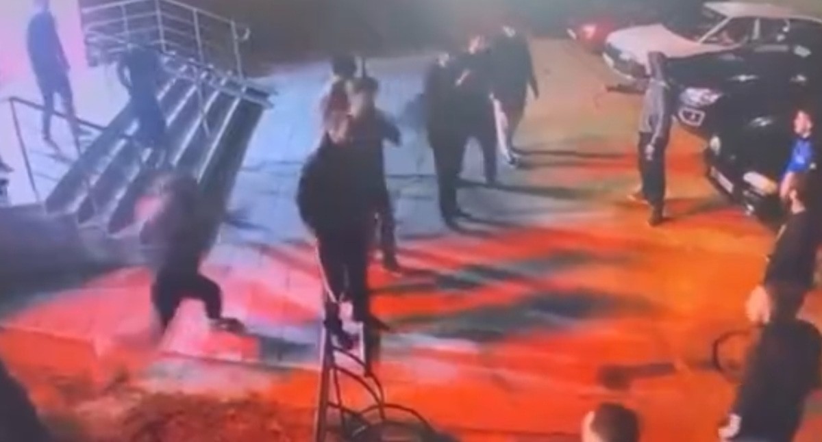 Конфликт в Камешково. Кадр видео, опубликованного "Фортангой" 13 мая 2025 года / Telegram.