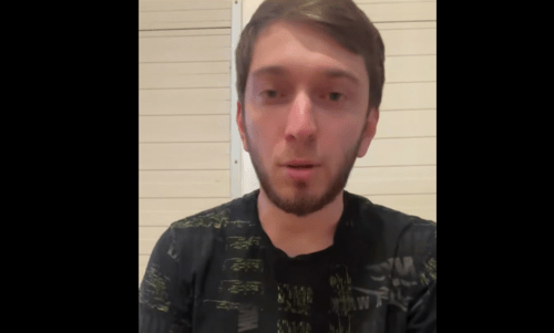 Адам Малороев. Стоп-кадр видео из Telegram-канала Тумсо Абдурахманова (признан иноагентом) от 24.05.25, https://t.me/abusaddamshishani/6658.