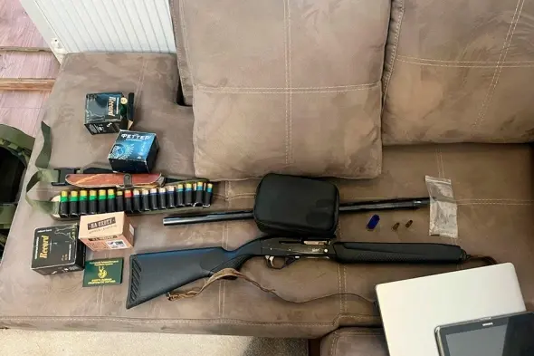 Оружие, найденное при обыске. 25 июня 2025 г. Фото: Следственный комитет Республики Армения