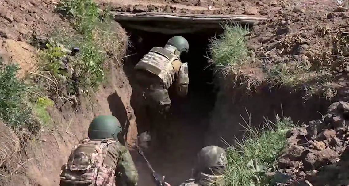 Российские военные. Кадр видео Минобороны России от 21.06.25, https://t.me/mod_russia/53966 Российские военные. Кадр видео Минобороны России от 21.06.25, https://t.me/mod_russia/53966