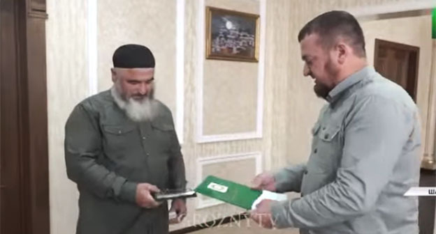 Церемония, посвященная погибшим бойцам. 11 сентября 2025 г. Скриншот видео https://www.instagram.com/p/DOdMiD6ka8-