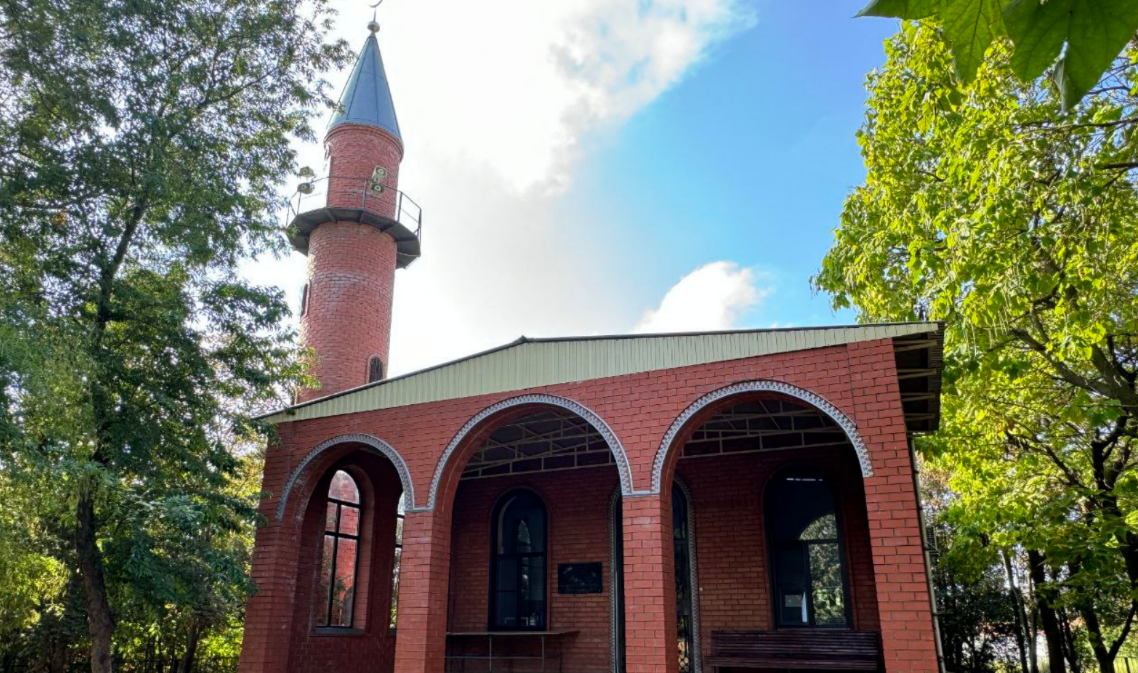 Мечеть в ауле Козет. Скриншот фото из Telegram-канала ДУМ Адыгеи и Краснодарского края от 14.09.25, https://t.me/dumraikk/2586.