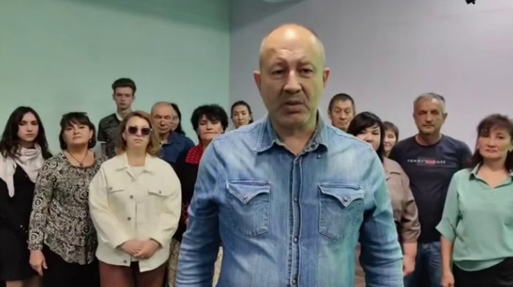 Астраханцы обратились к губернатору. Стоп-кадр видео из Telegram-канала "Экооборона" от 08.10.25, https://t.me/ecmoru2/387