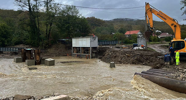 Размытая автомобильная переправа. 14 октября 2025 г. Фото: https://t.me/opershtab23/14269