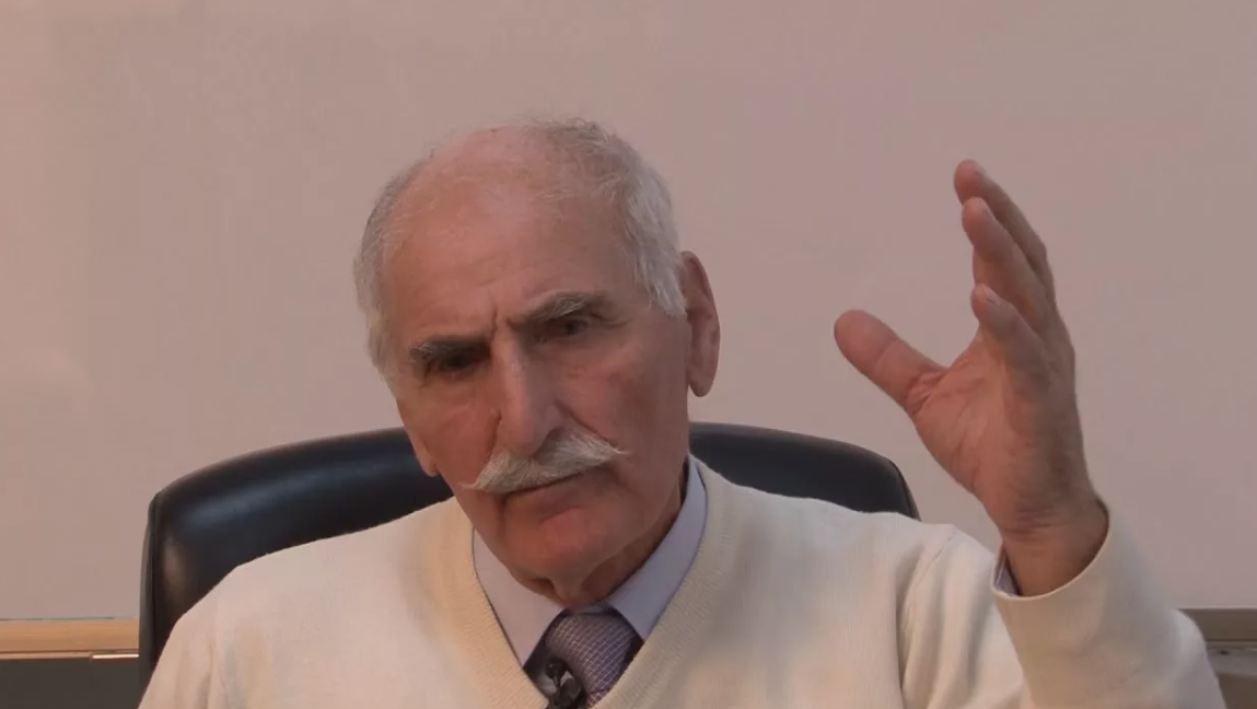 Магомед Шамилов. Стоп-кадр видео из его YouTube-канала, https://www.youtube.com/watch?v=vcKHpfFF8X8