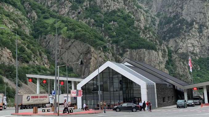 Граница Грузии и России. Скриншот фото https://optimalog.ru/upload/iblock/3f5/2hka7o7sgujz3zcq48wlwt9io8f0daxd.jpg