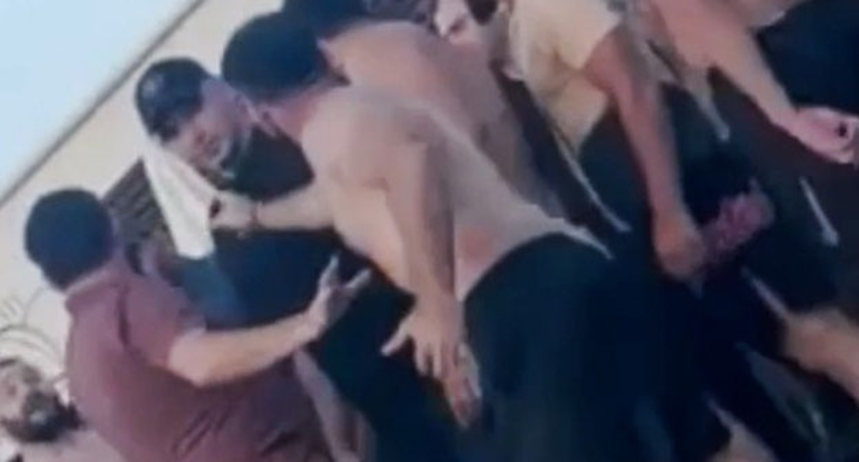 Конфликт в луганском бассейне. Скриншот видео из Telegram-канала Макса Дивнича.