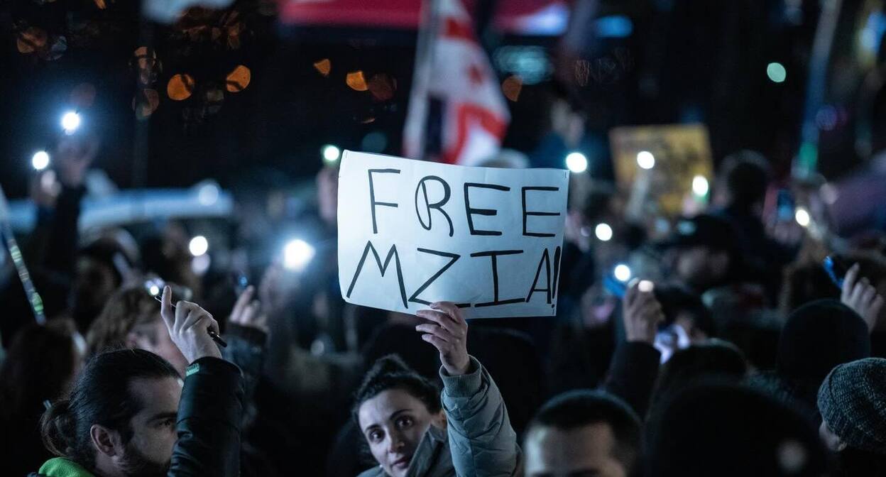 Марш солидарности с Мзией Амаглобели в Тбилиси, 12 января 2025 года. Фото: Мариам Кавшбая / Publika