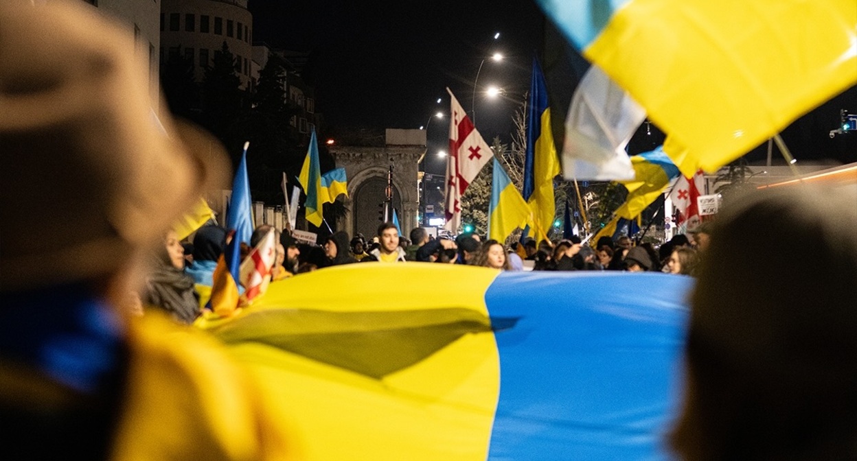 Участники шествия в Тбилиси, 24 февраля 2026 года. Фото: Хатия Кахидзе / Publika