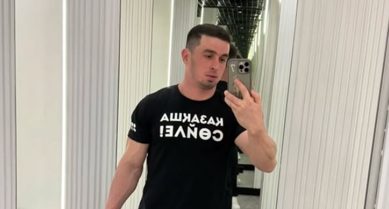 Мансур Мовлаев. Скриншот фото https://www.instagram.com/p/DQod_BoDJX-/.