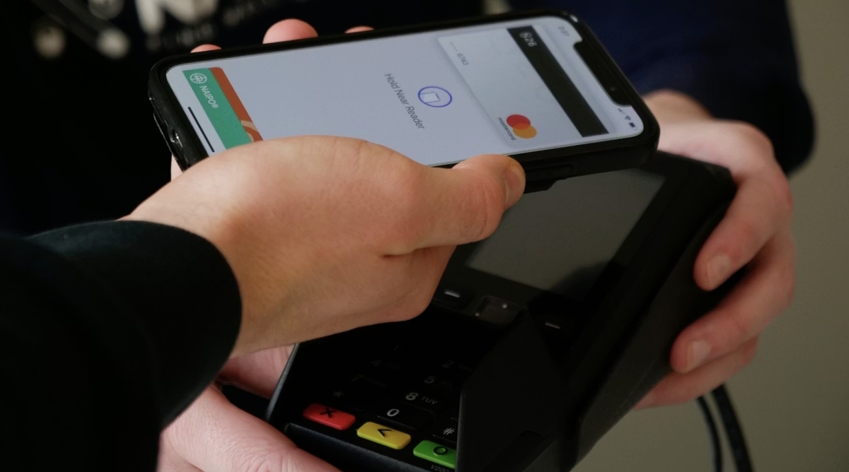 Безналичная оплата. Фото: naipo.de / Unsplash.com