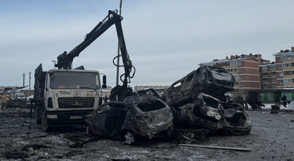 Последствия воздушной атаки в ауле Новая Адыгея. Фото из телеграм-канала Мурата Кумпилова https://t.me/muratkumpilov Последствия воздушной атаки в ауле Новая Адыгея. Фото из телеграм-канала Мурата Кумпилова https://t.me/muratkumpilov