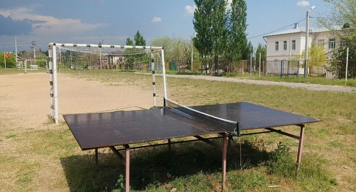 Стадион в волгоградском поселке Второй километр. Фото предоставлено Равилем Шабановым изданию SOTAvision https://t.me/sotavisionmedia/59171 (издание включено в реестр иностранных агентов) Стадион в волгоградском поселке Второй километр. Фото предоставлено Равилем Шабановым изданию SOTAvision https://t.me/sotavisionmedia/59171 (издание включено в реестр иностранных агентов)