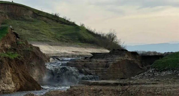 Геджухское водохранилище. Фото: https://riadagestan.ru/