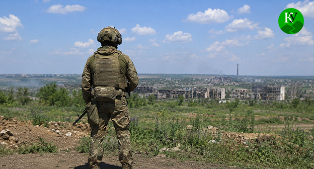 Военнослужащий. Иллюстрация создана "Кавказским узлом" при помощи ИИ в программе Copilot