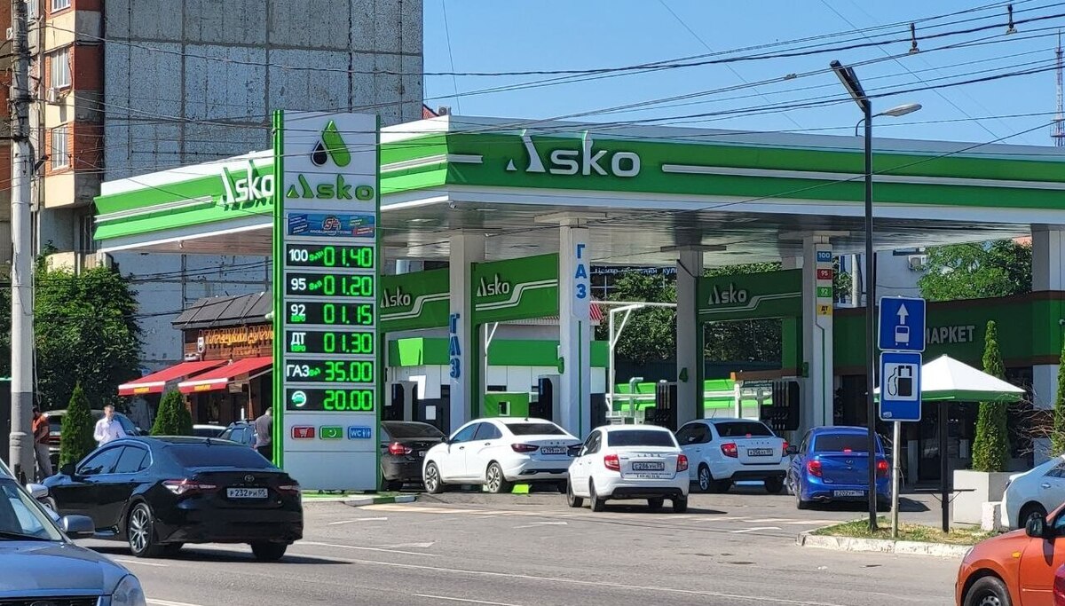 АЗС в Махачкале. Фото корреспондента "Кавказского узла". АЗС в Махачкале. Фото корреспондента "Кавказского узла".