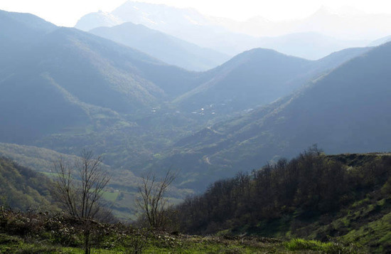 Горы Гадрутского района.