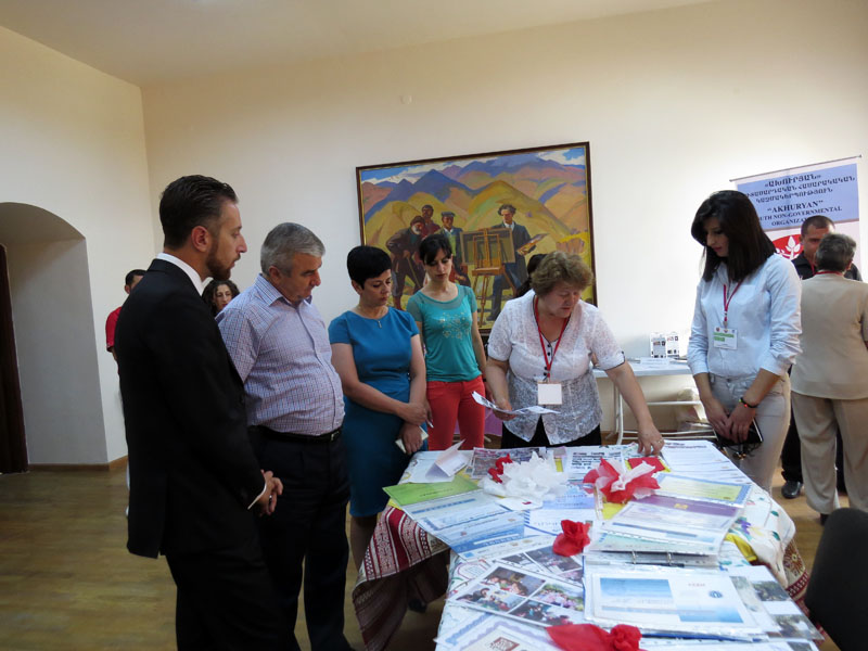 Соня Саркисян презентует работу работу НПО Нор Айацк. Гюмри.